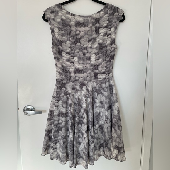 Anthropologie Coconino Gray White Meta Watercolor Dot A-line Fit and Flare Dress - Picture 5 of 7